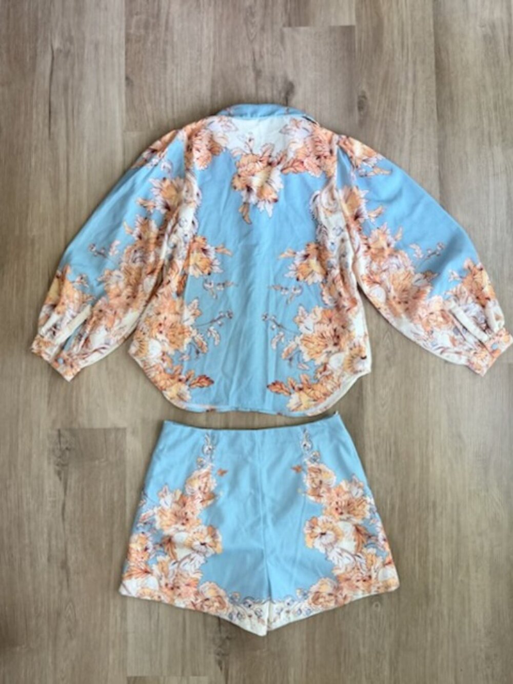 Anewsta Floral Two Piece Set Blouse Shorts NWT - Picture 13 of 13